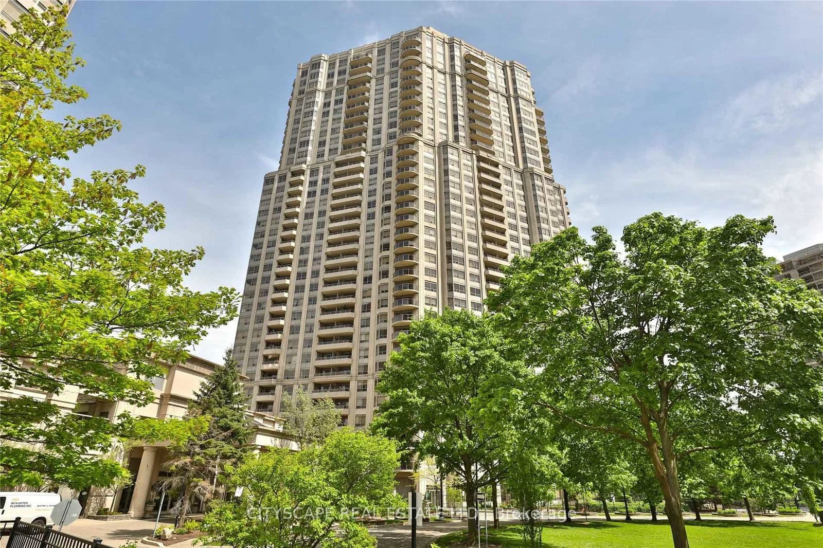 Unit 1421 25 Kingsbridge Garden Circle photo 1