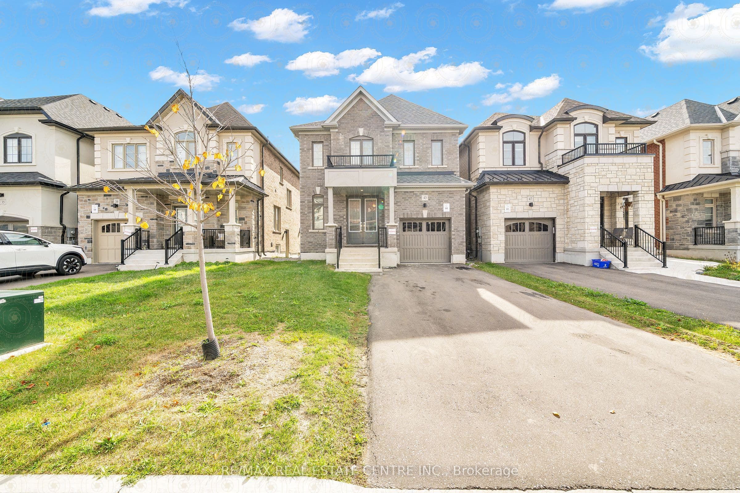 43 Northrop Avenue photo 1