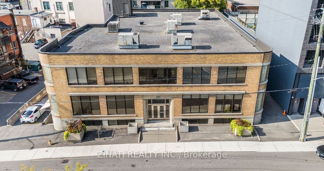 Unit 400 205 CATHERINE Street photo 1