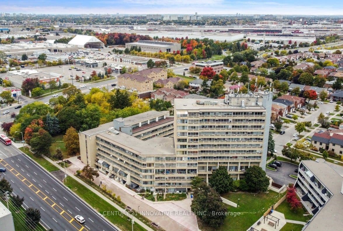 Unit 312 5580 Sheppard Avenue photo 1