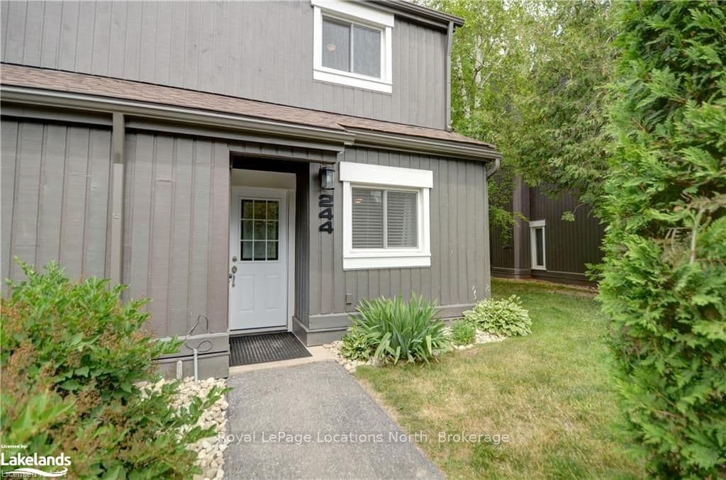 Unit 244 15 Harbour Street photo 1