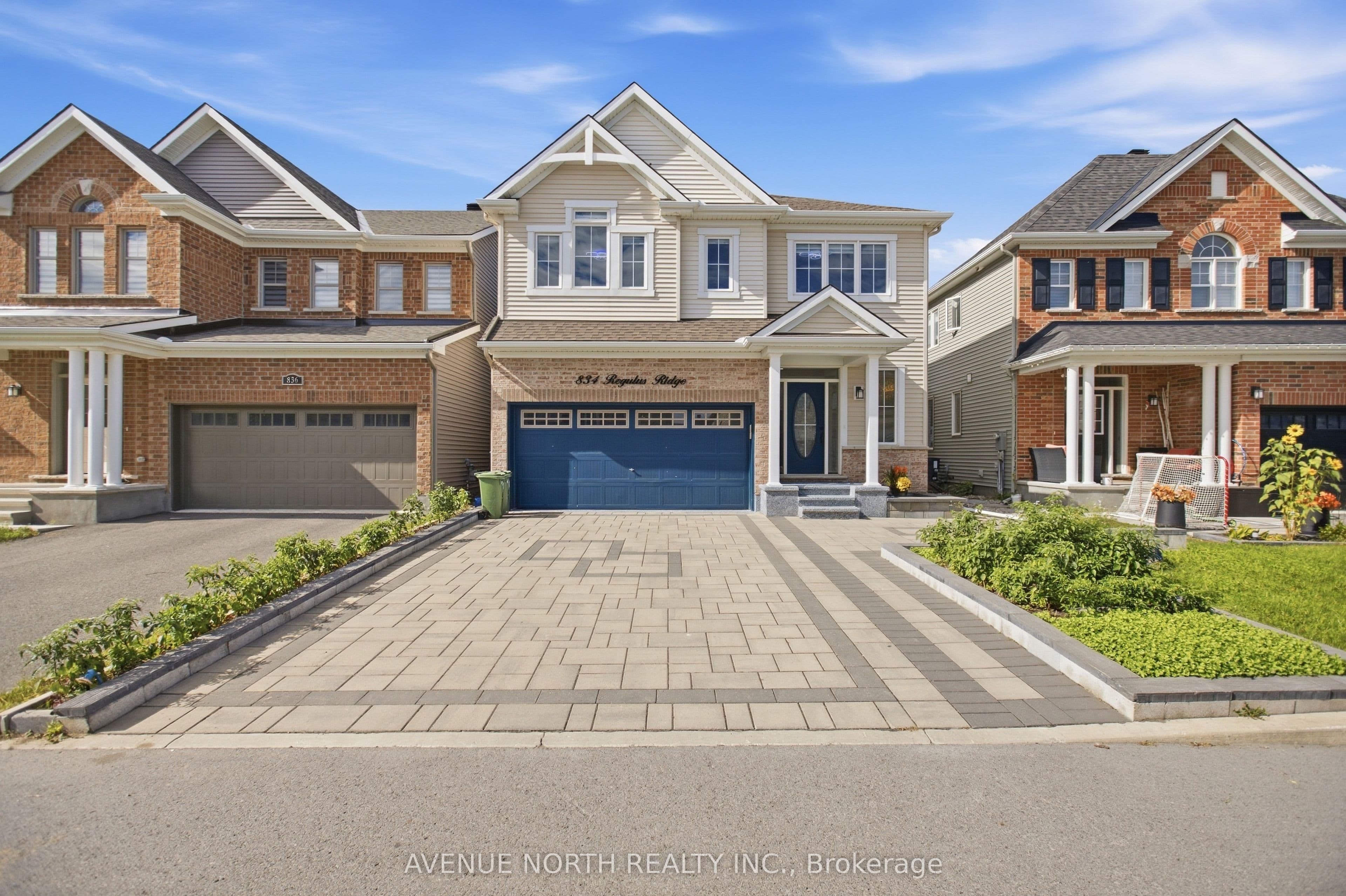 834 Regulus Ridge photo 1