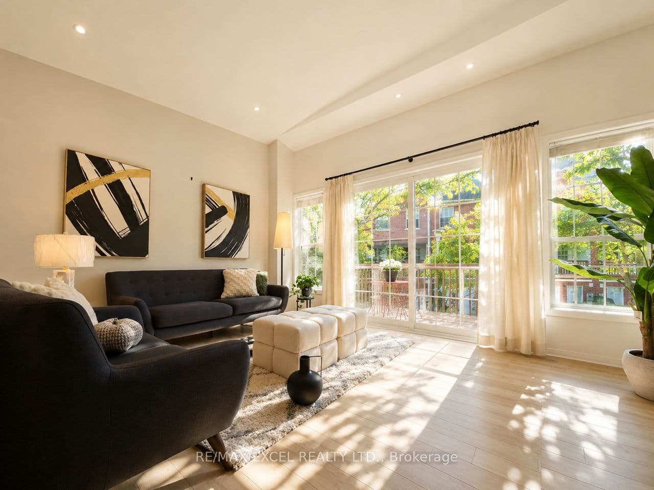 22 Exchequer Place photo 1