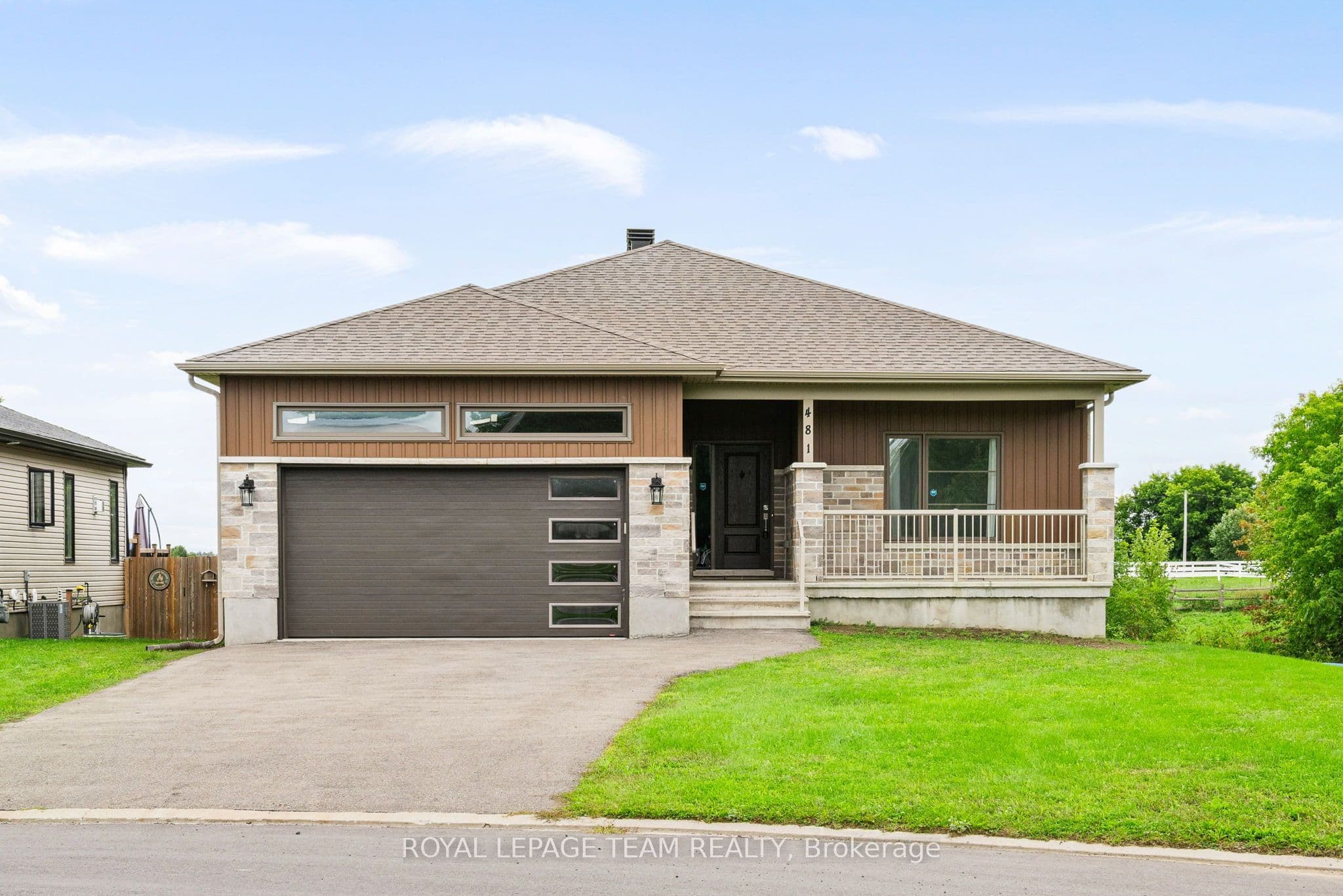 481 Lancaster Lane photo 1