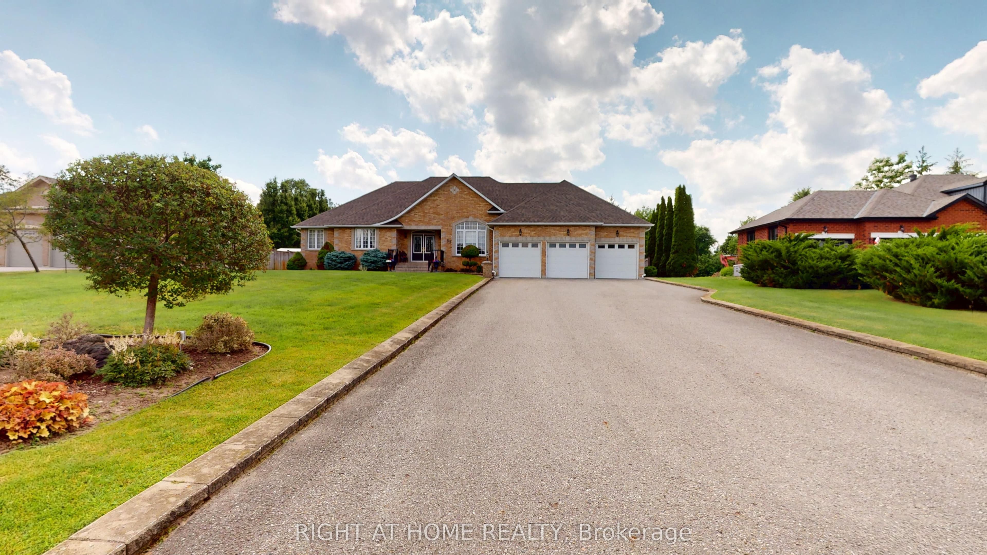 35 Golfview Boulevard photo 1