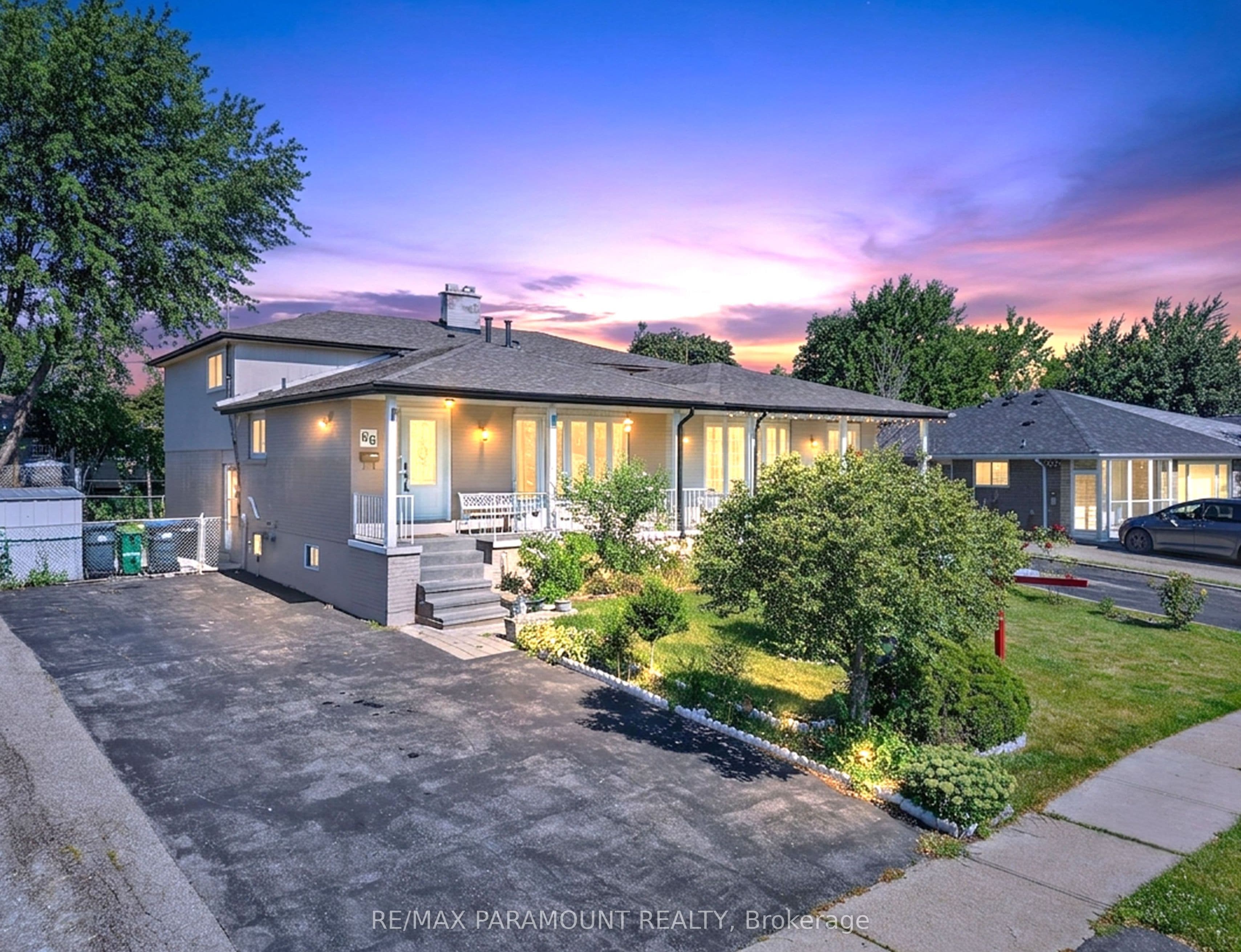 66 Doncaster Drive photo 1