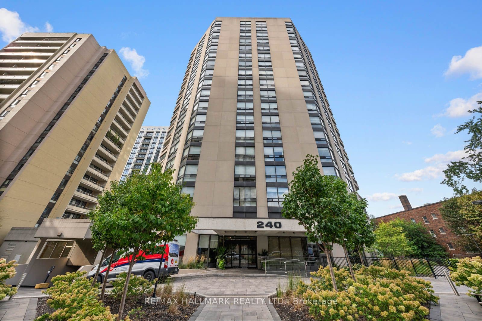 Unit 1401 240 Heath Street photo 1