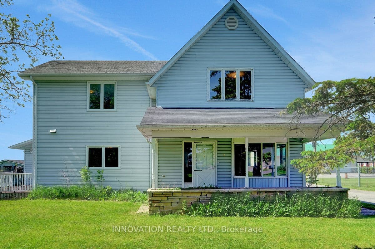 456 Gladstone Street photo 1