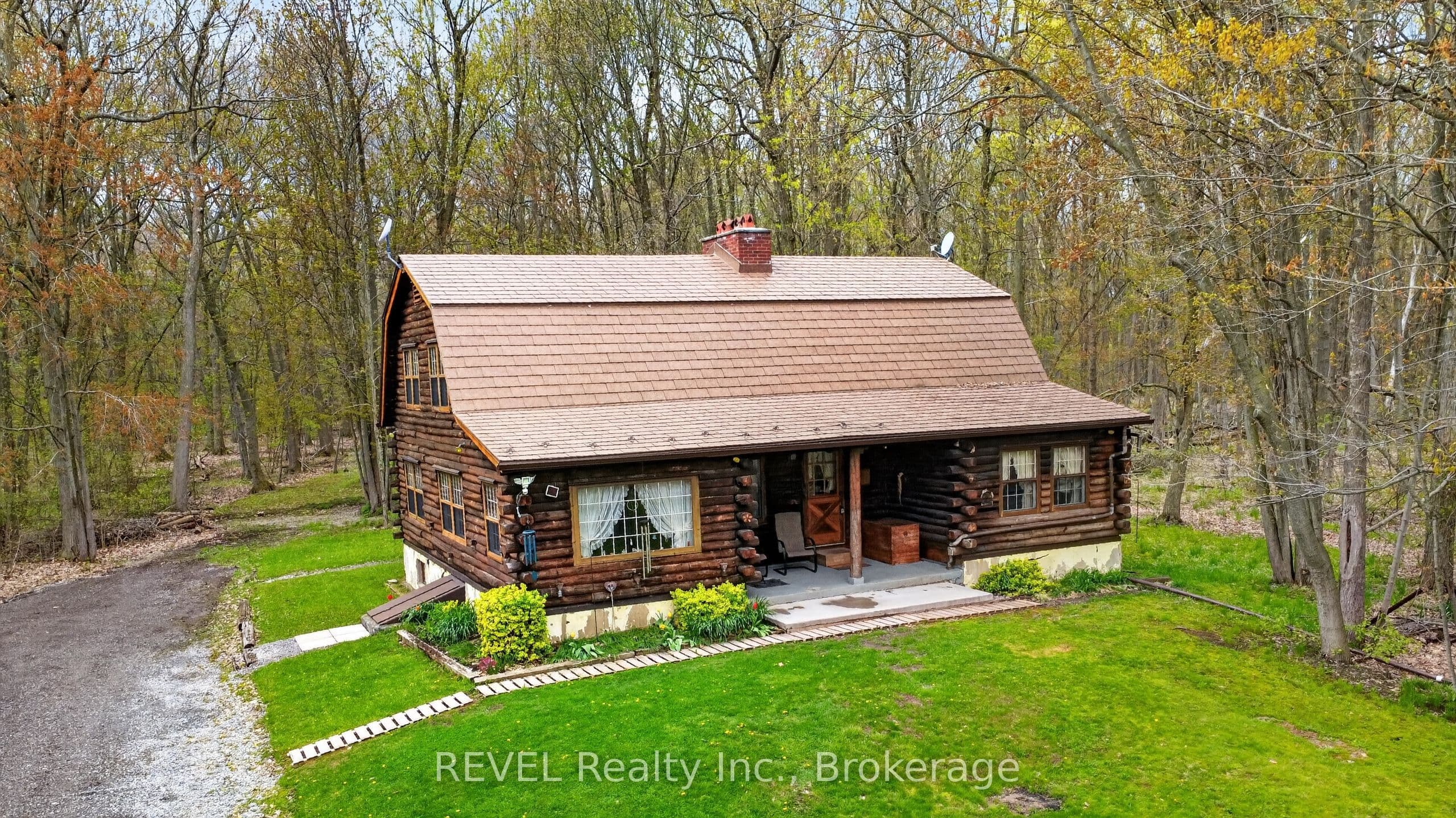 2377 Ott Road photo 1