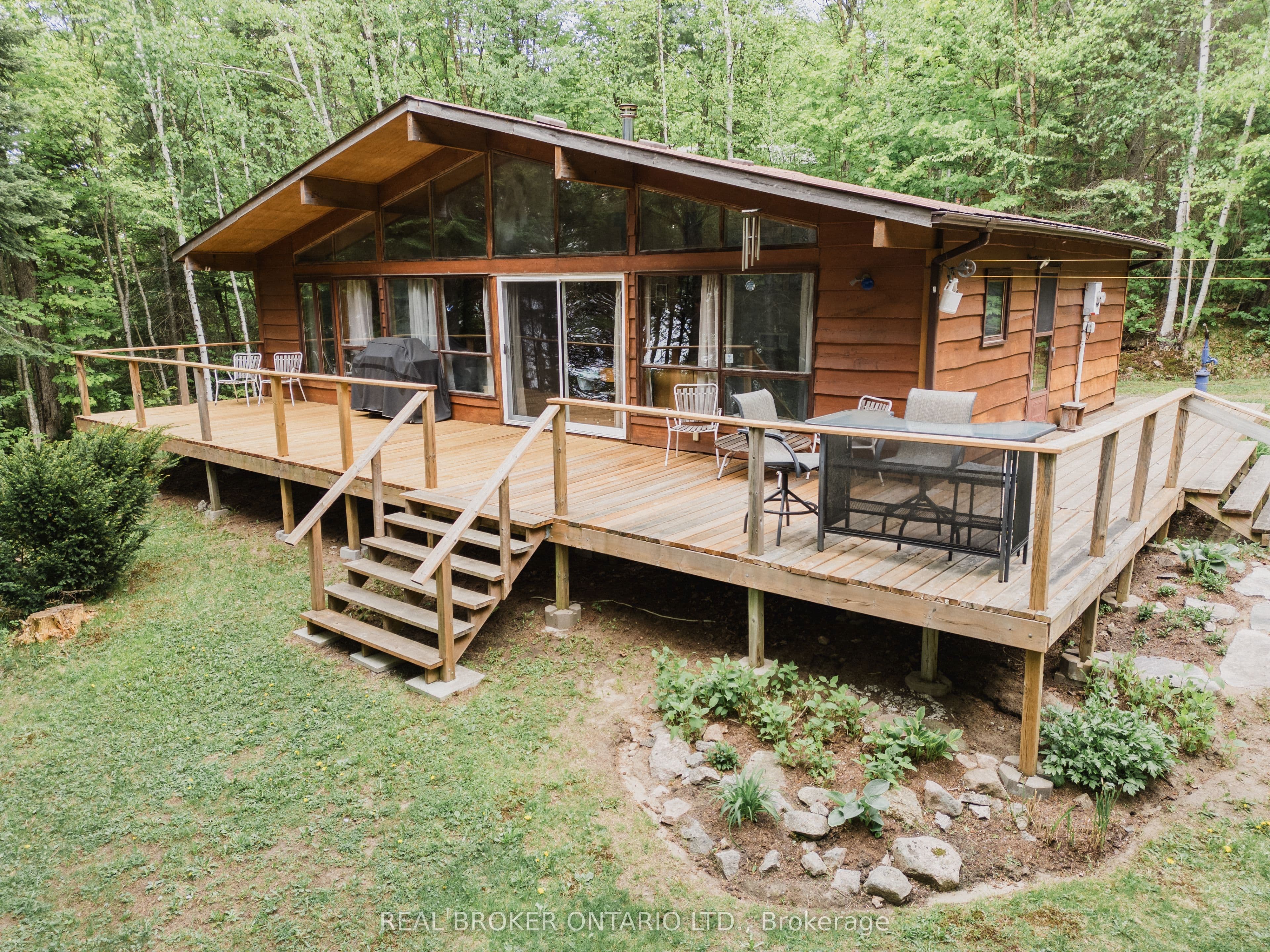 888 Bray Lake Road photo 1