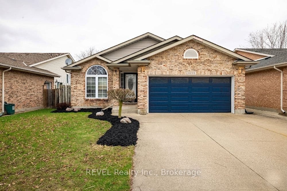 8205 Harvest Crescent photo 1