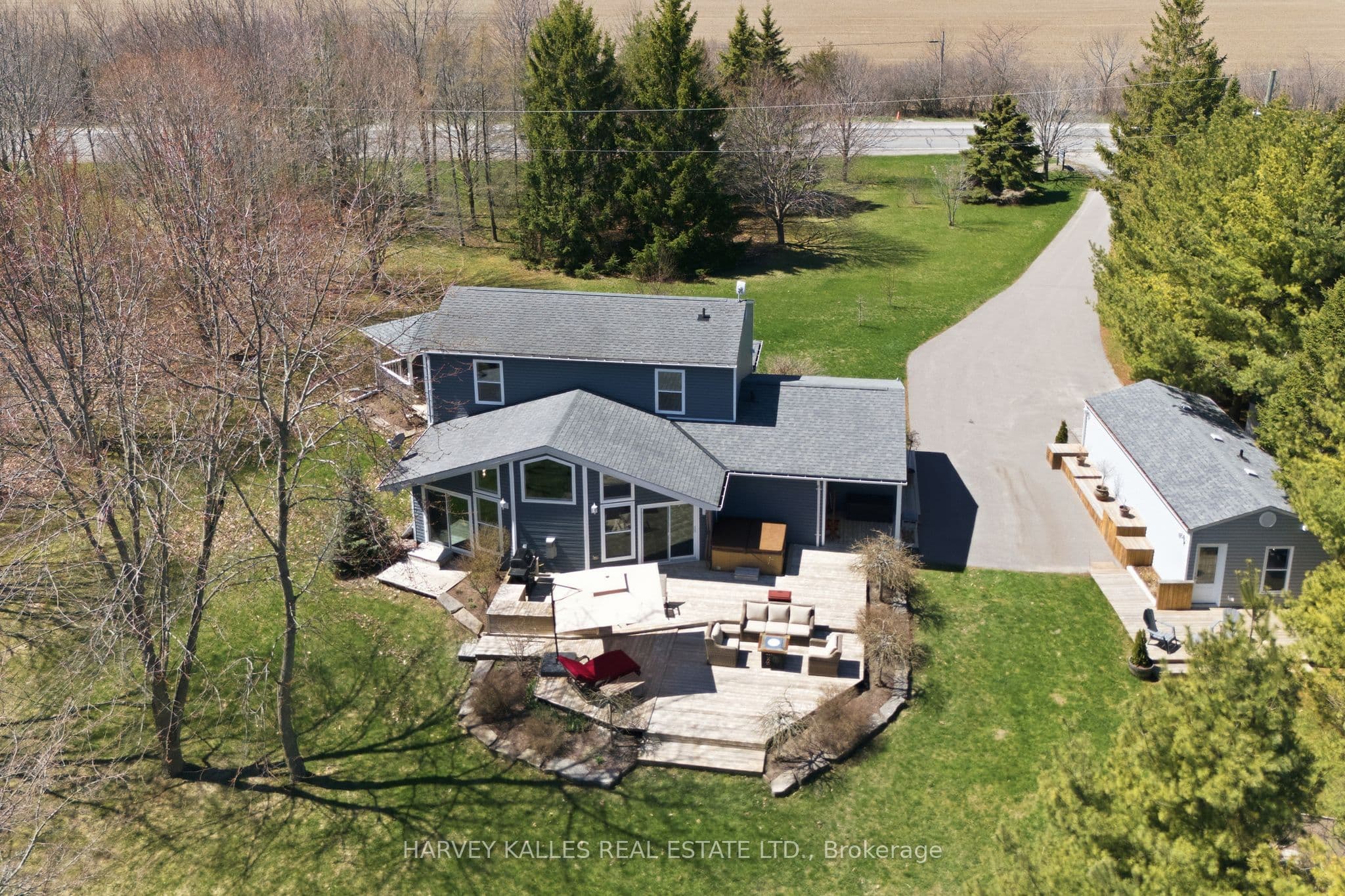 17682 Loyalist Parkway photo 1