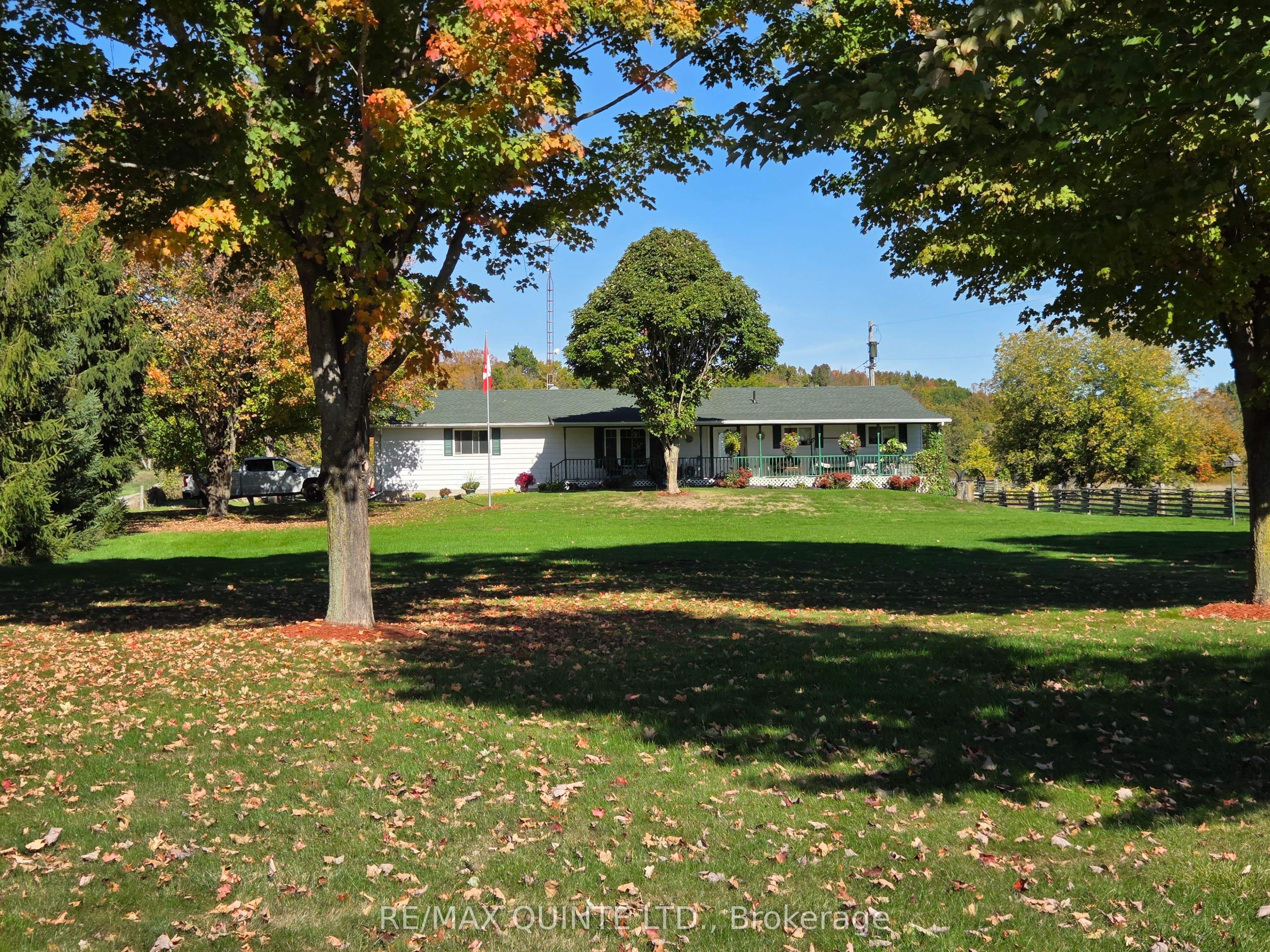 551 Marlbank Road photo 1