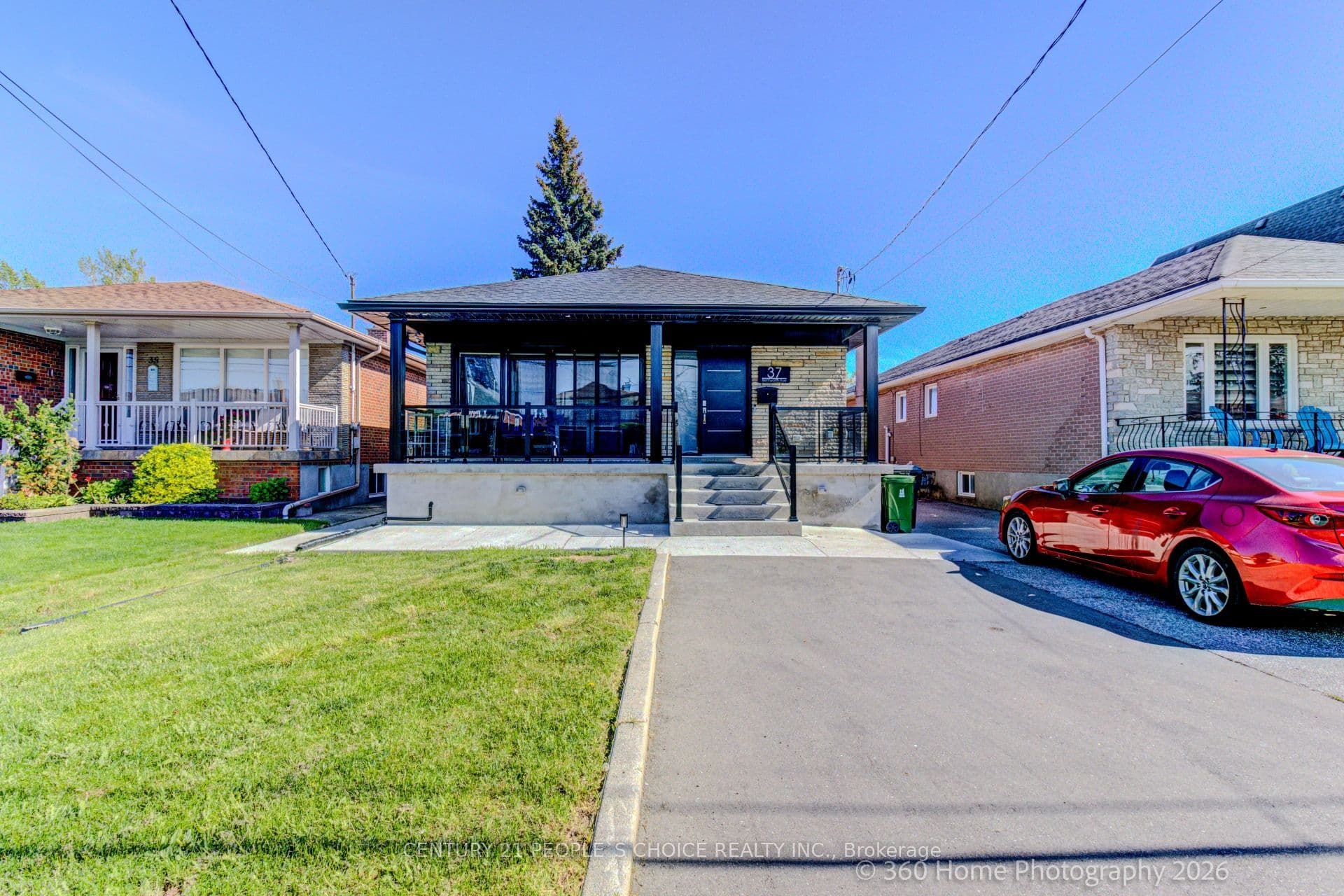 Unit Lower 37 Bentworth Avenue photo 1