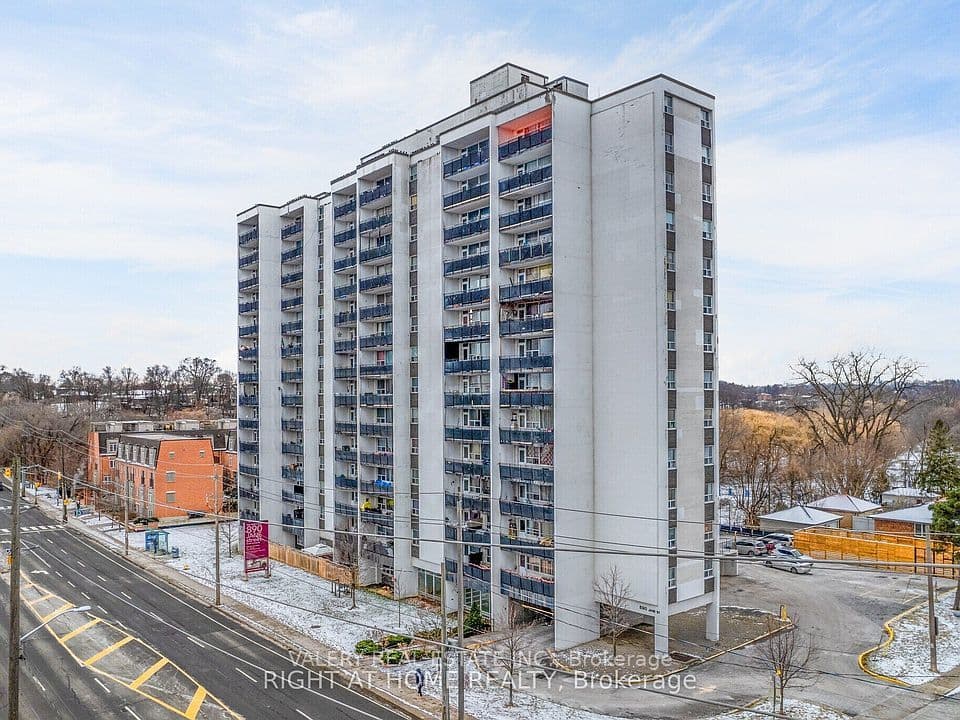 Unit 1103 890 Jane Street photo 1