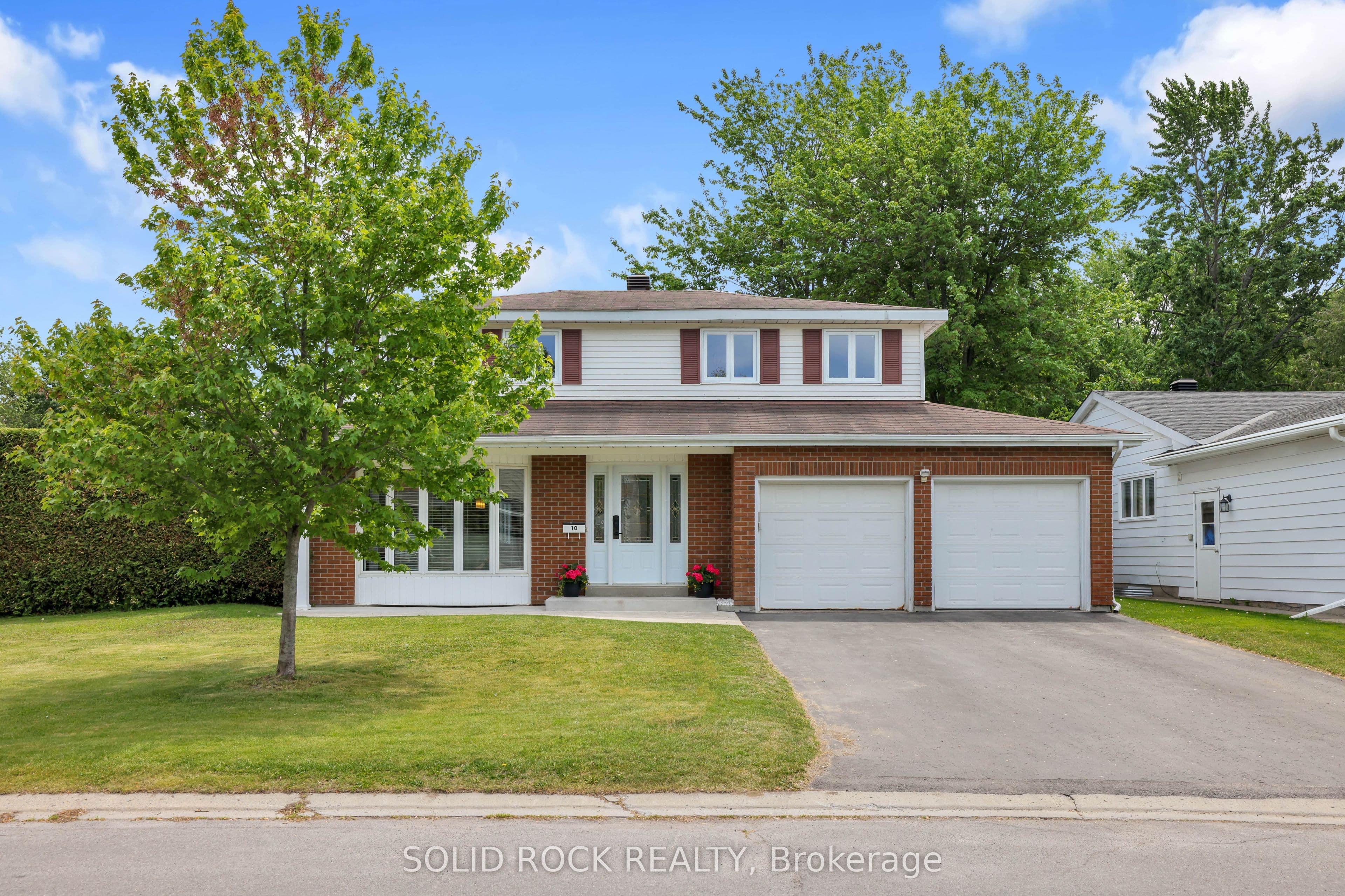 10 Highpark Crescent photo 1