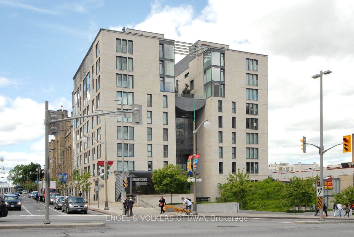 Unit 403 700 Sussex Drive photo 1