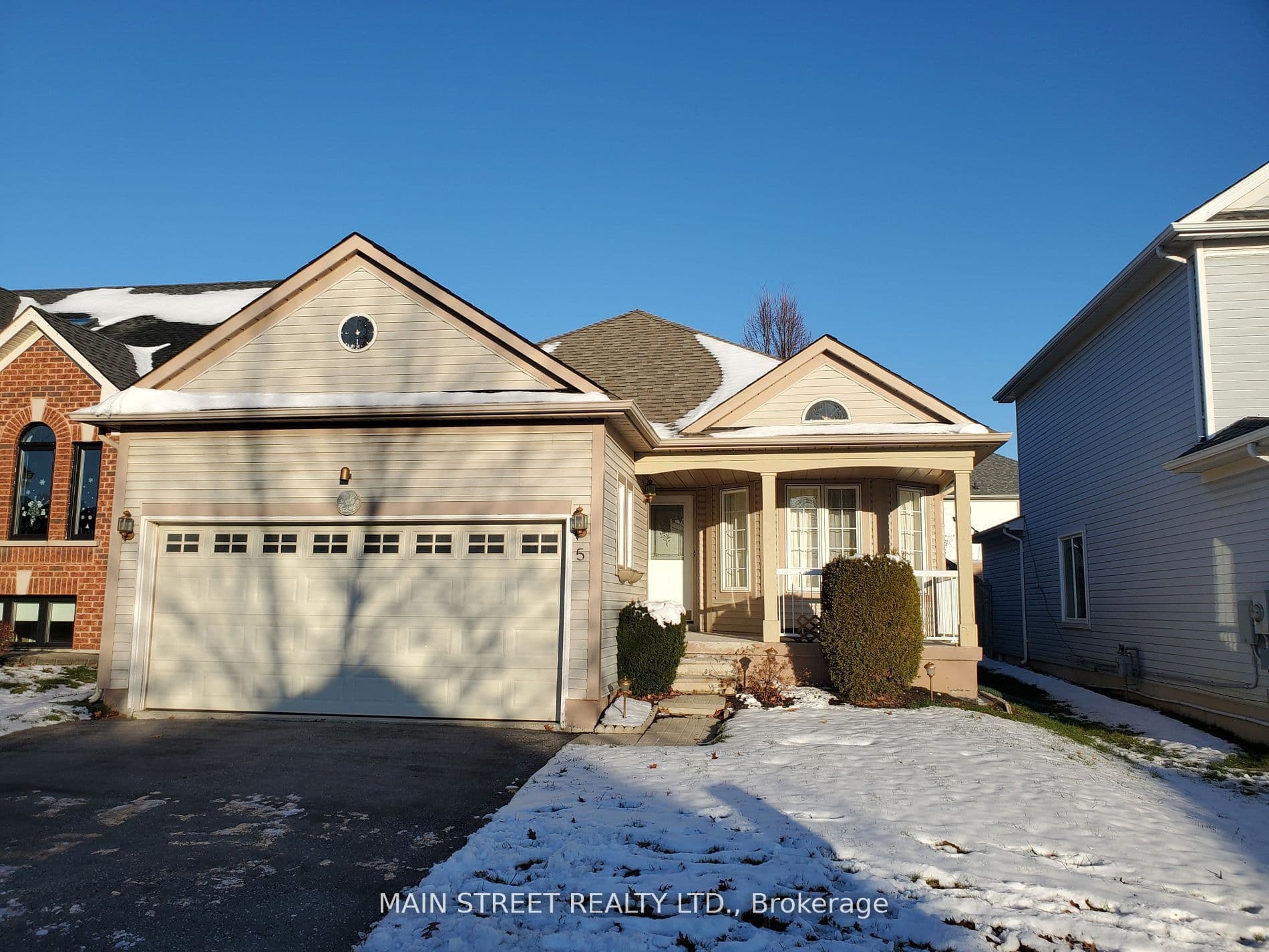 5 Brecken Drive photo 1