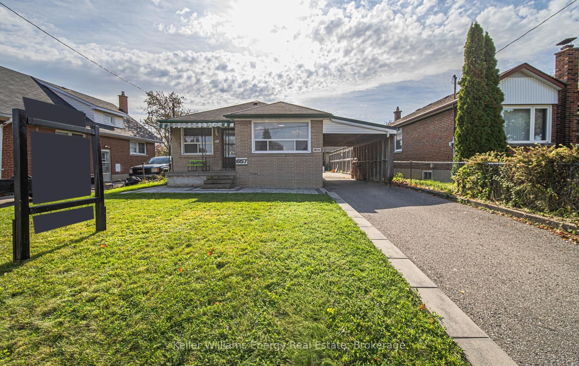 657 Taylor Avenue photo 1