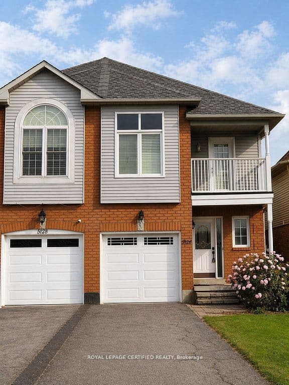 5126 Des Jardines Drive photo 1