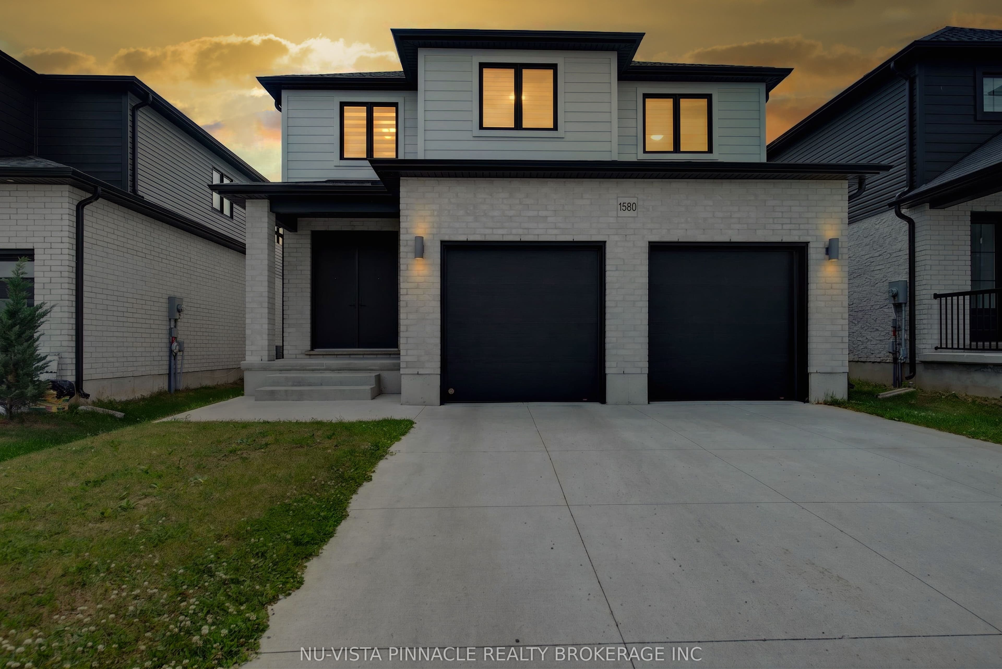 1580 Medway Park Drive photo 1