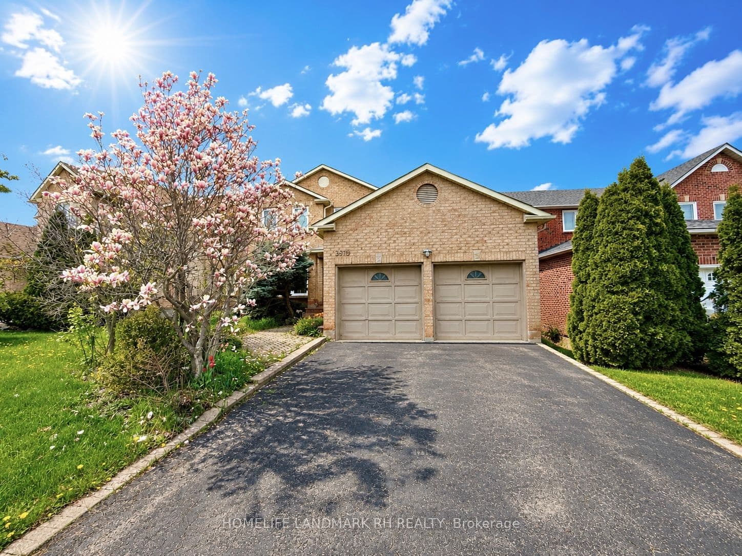 3379 Mulcaster Road photo 1