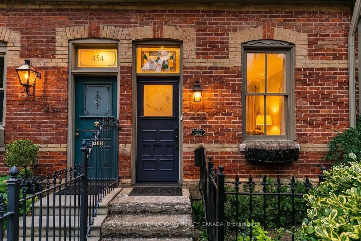 456 Sumach Street photo 1