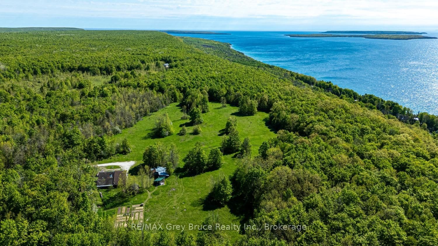 127 Crawford Drive photo 1