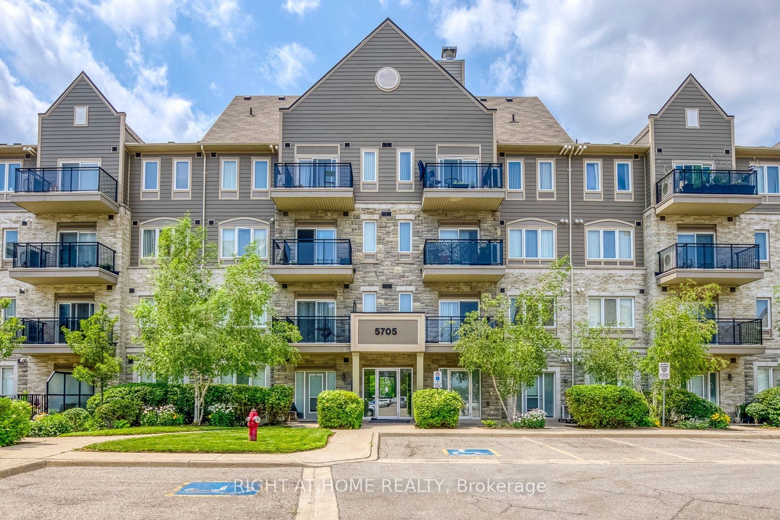 Unit 411 5705 Long Valley Road photo 1