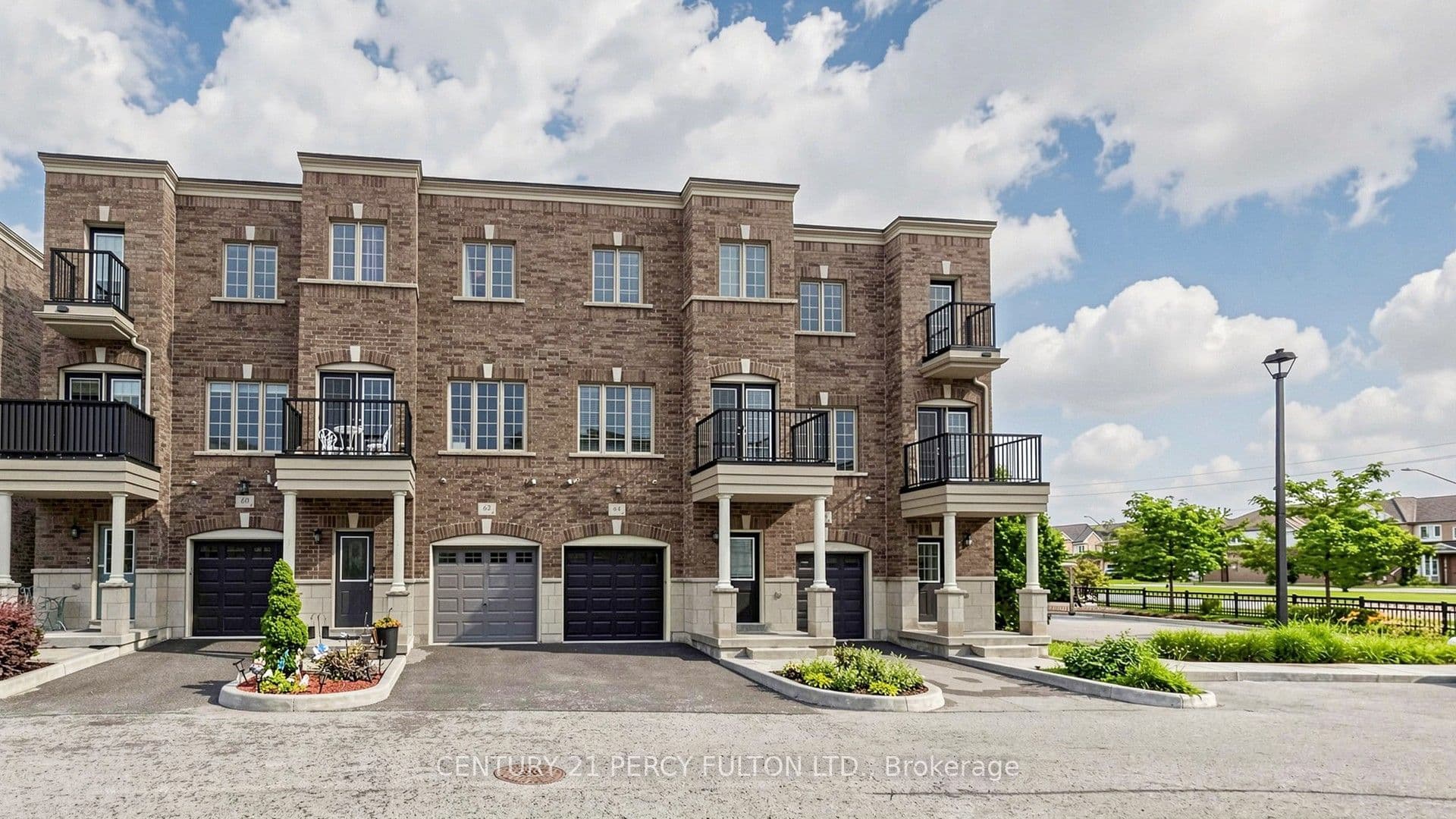64 Ferris Square photo 1