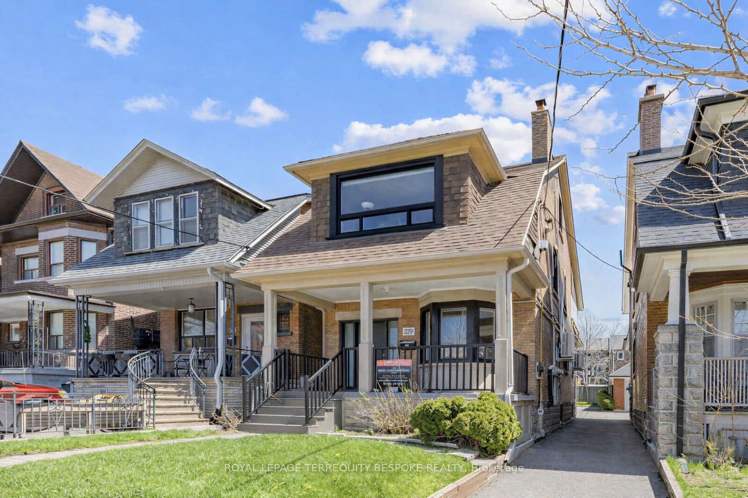 279 Lauder Avenue photo 1