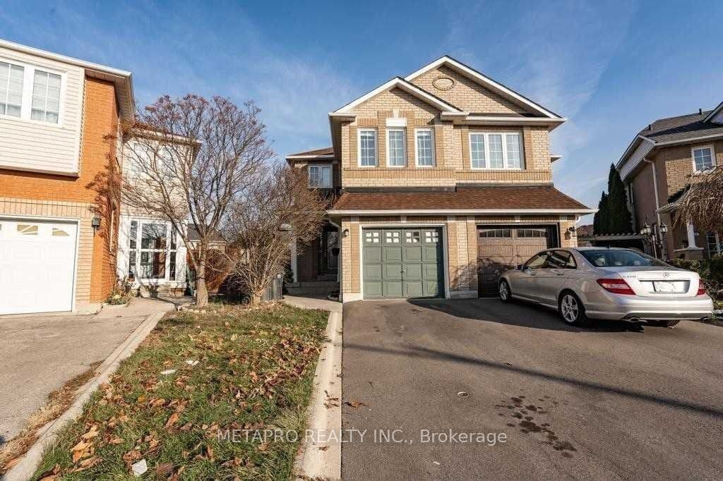 1311 Whiffletree Court photo 1