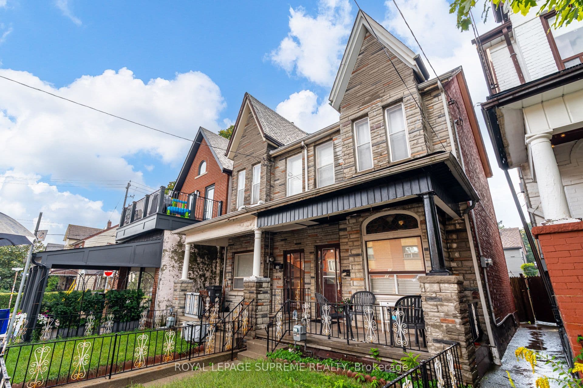 238 Brock Avenue photo 1