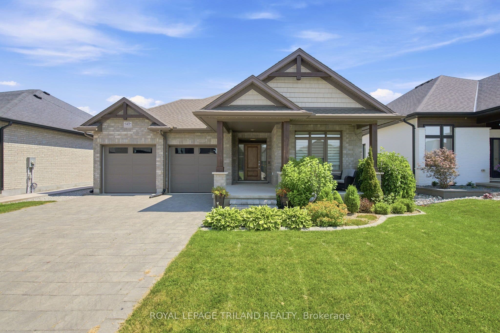 149 Collins Way photo 1