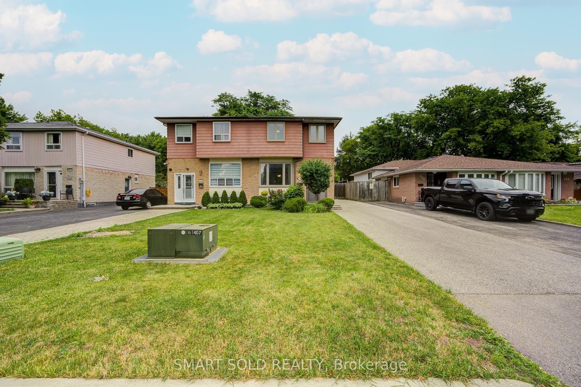 255 Cedar Avenue photo 1