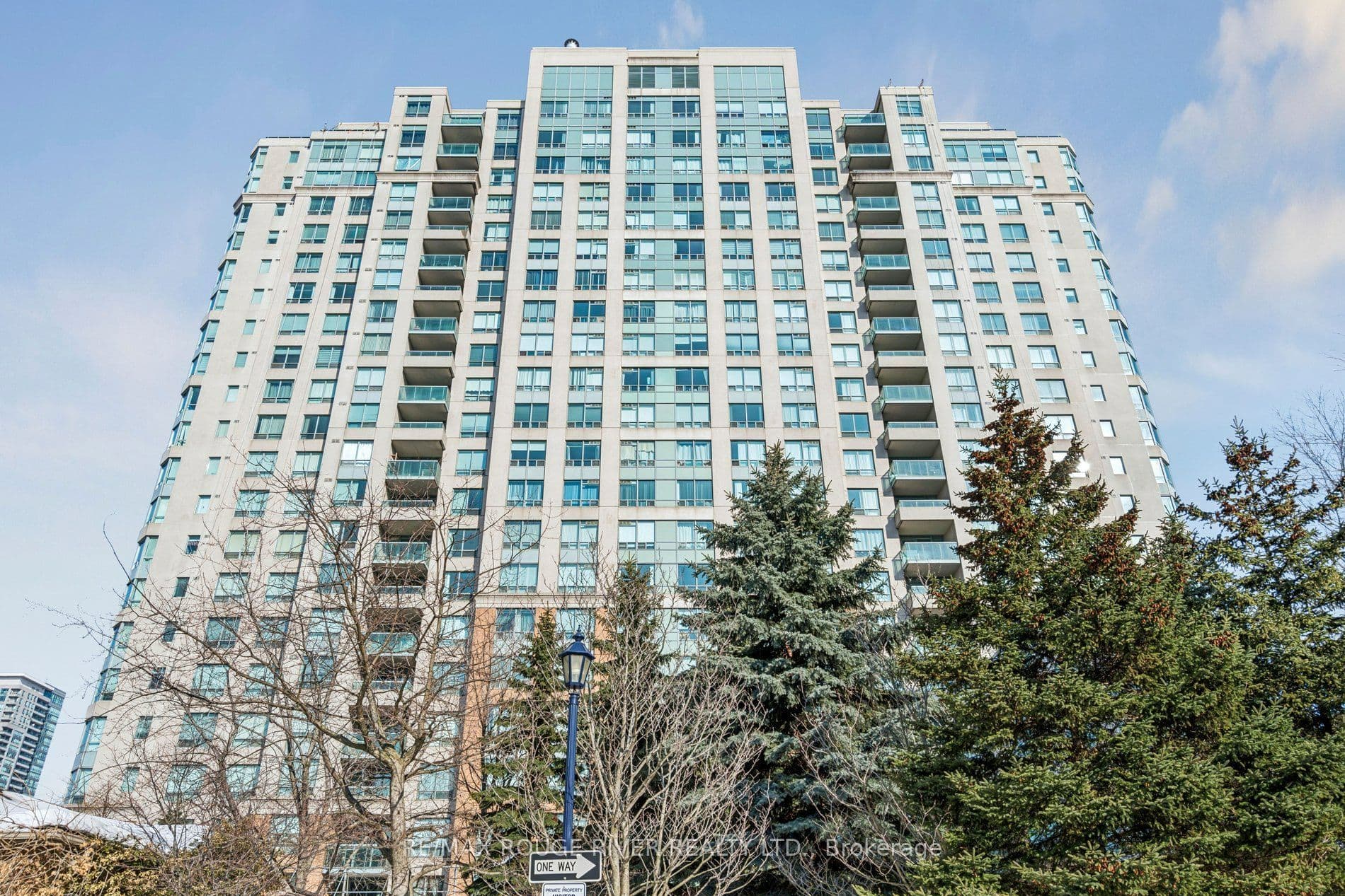 Unit 1136 125 OMNI Drive photo 1