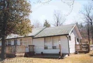 40 Riverview Drive photo 1