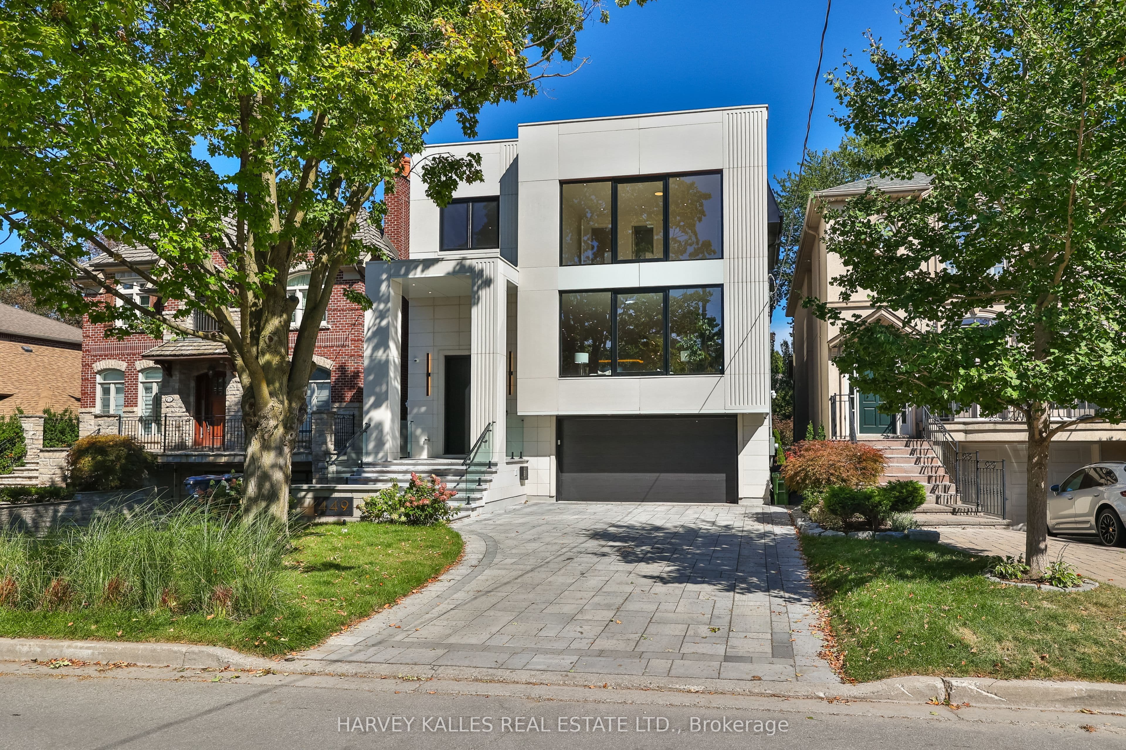 449 Elm Road photo 1