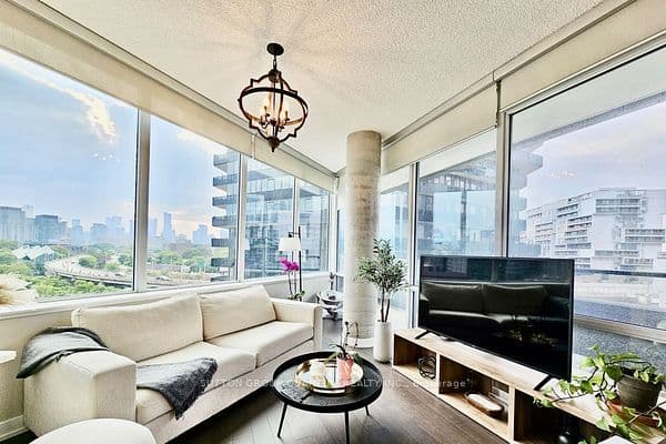 Unit N505 120 Bayview Avenue photo 1