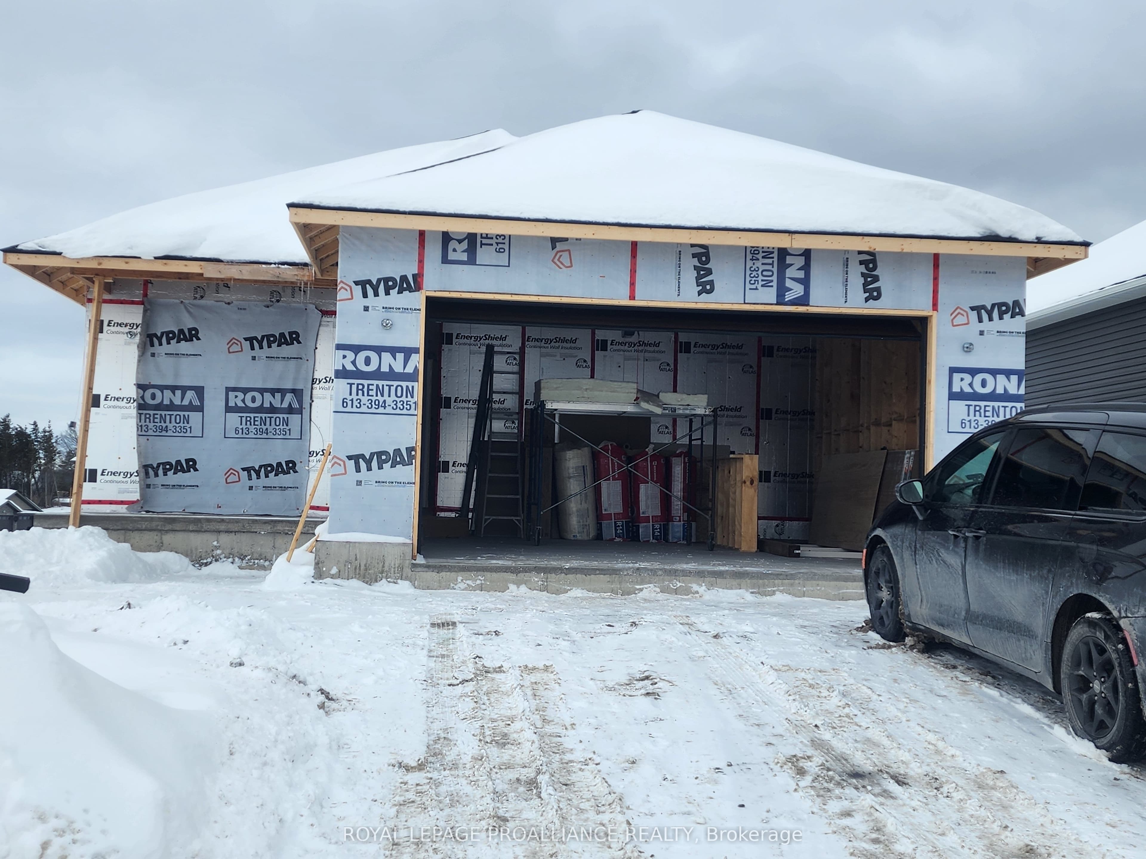 37 Rosewood Drive photo 1