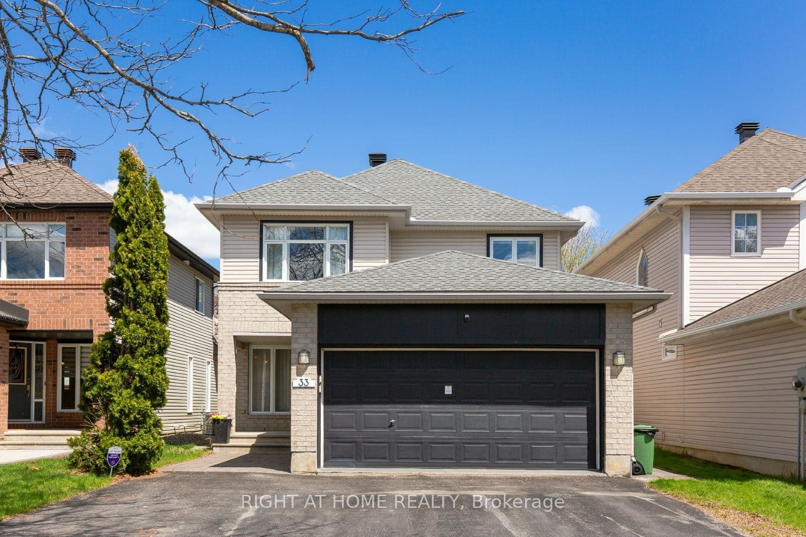 33 SPUR Avenue photo 1