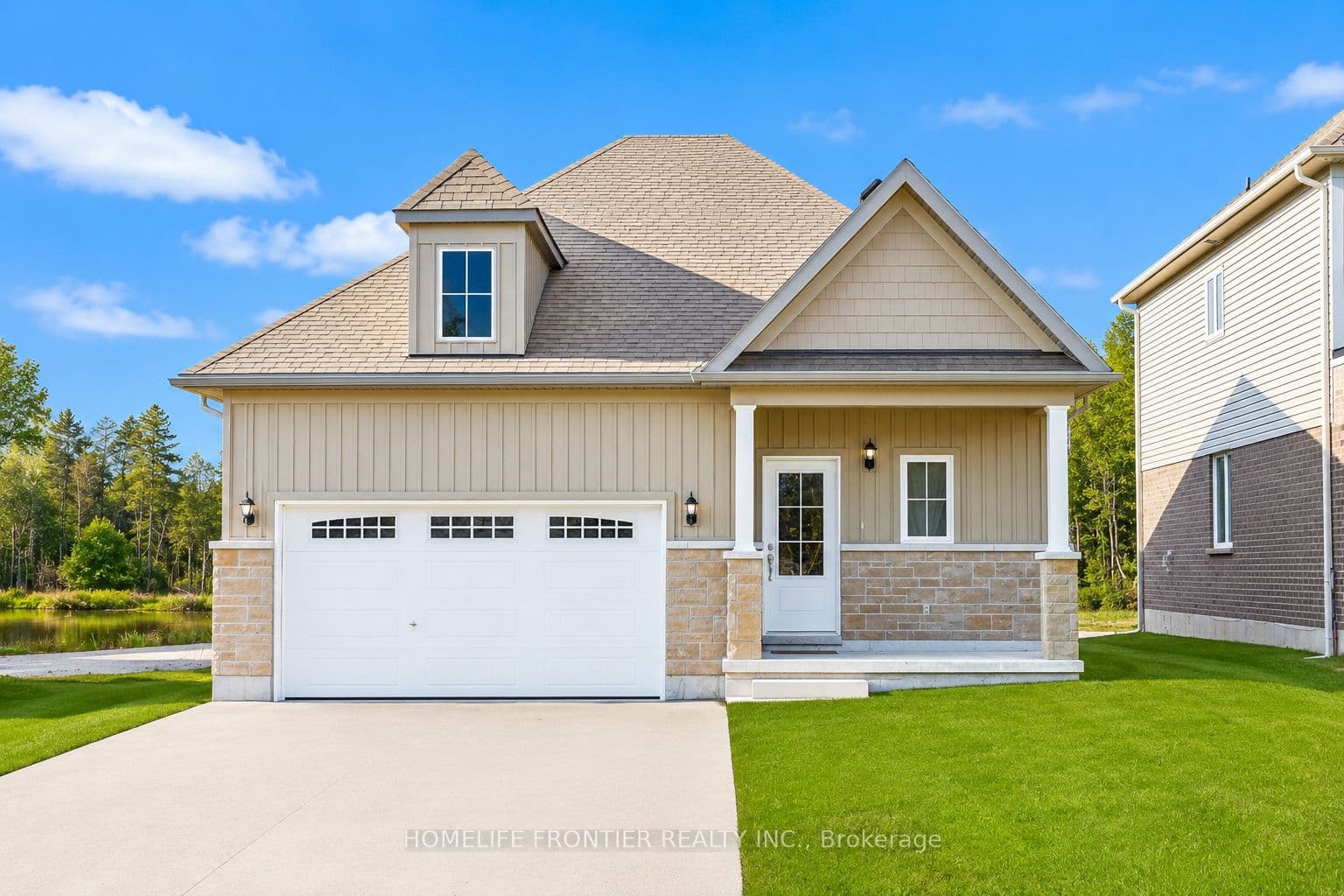 11 Spruceside Drive photo 1