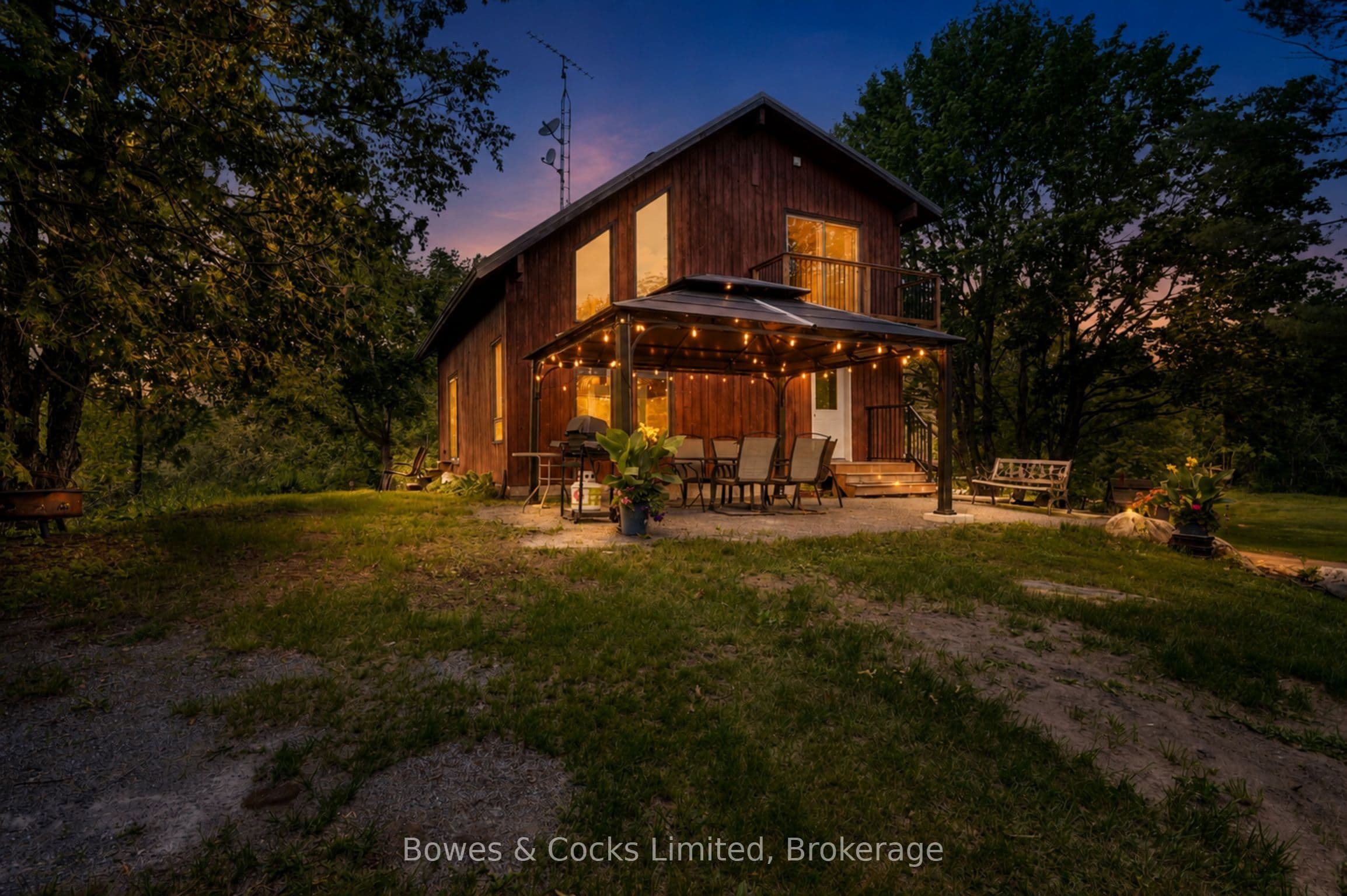 2885 Lower Faraday Road photo 1