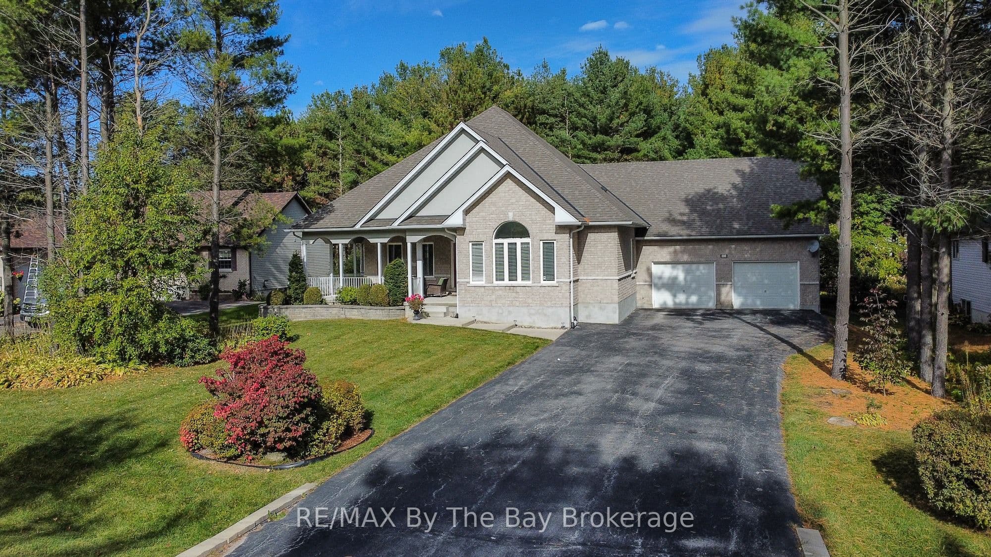 60 Martyn Drive photo 1