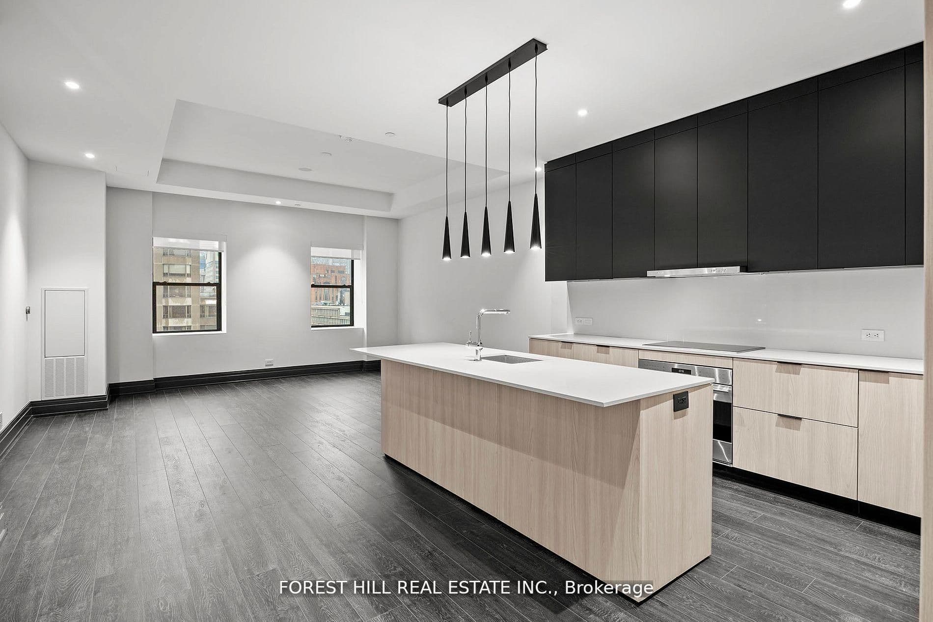 Unit 1402 2 Avenue Road photo 1