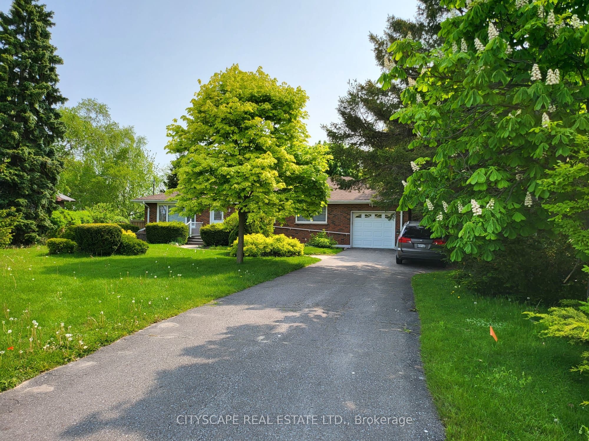1605 Bowmanville Avenue photo 1