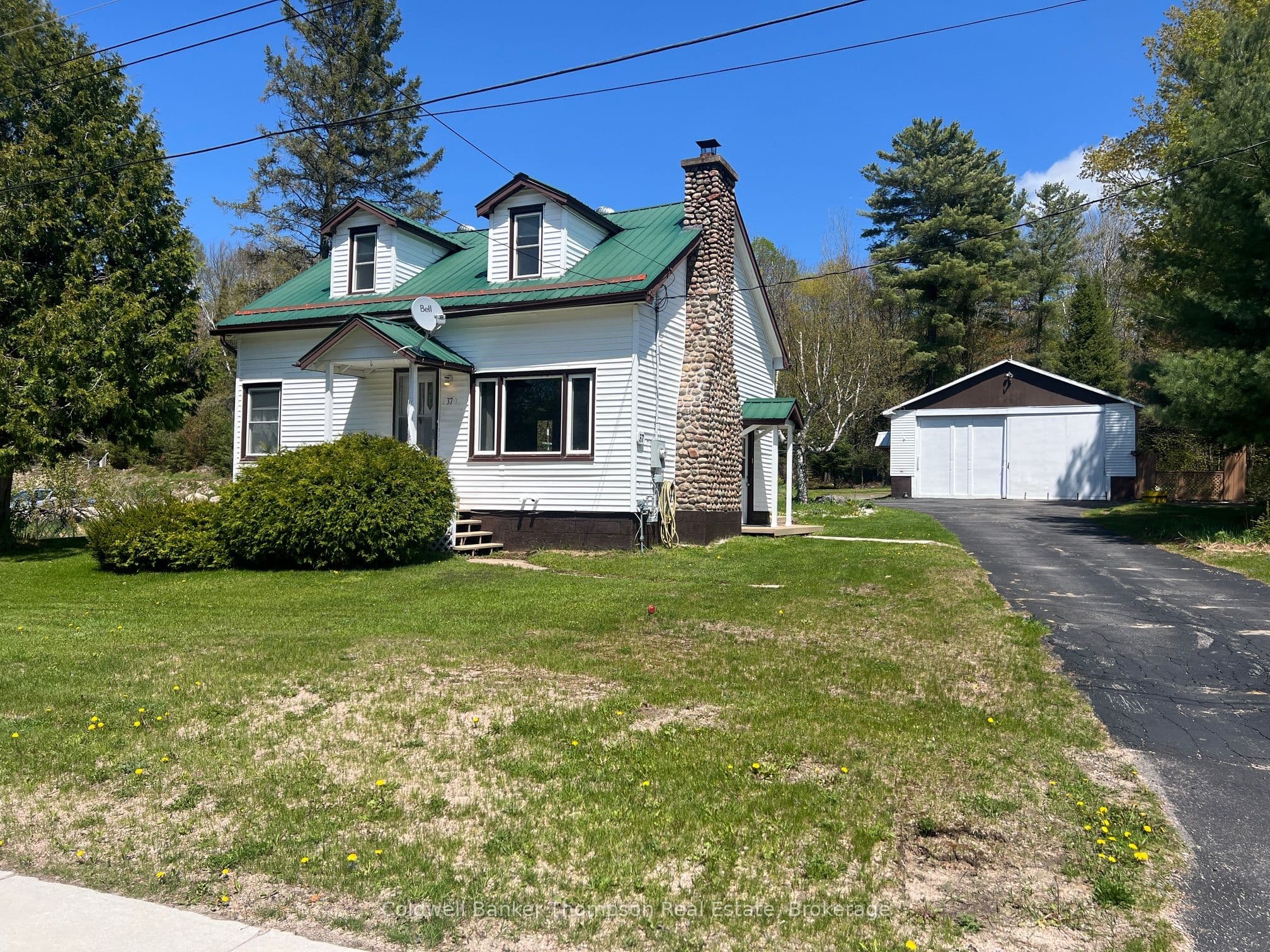 37 Eagle Lake Road photo 1
