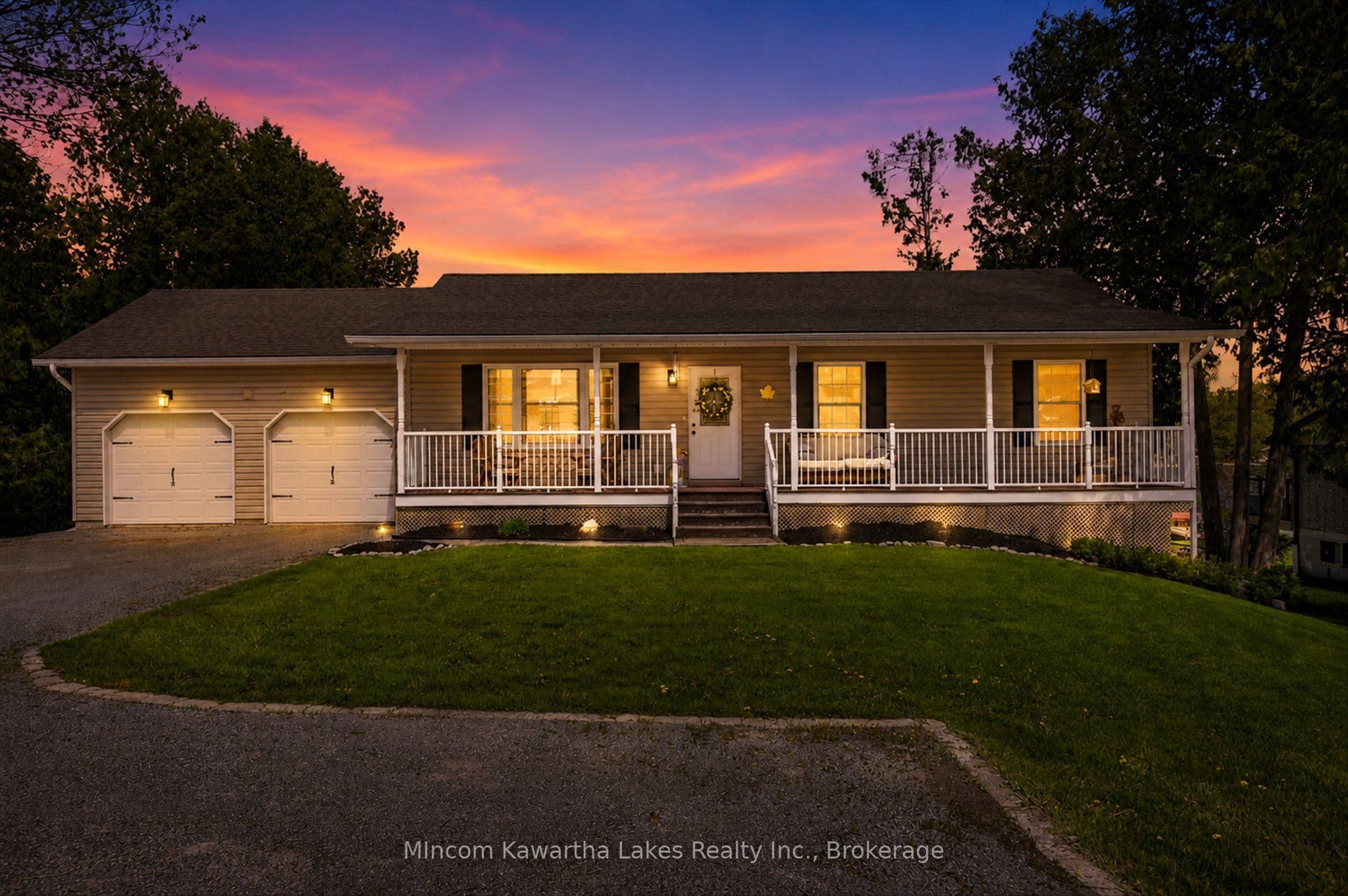 46 LAWRENCE Street photo 1