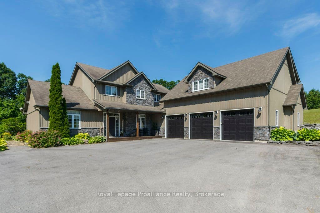 402 Fiddick Road photo 1