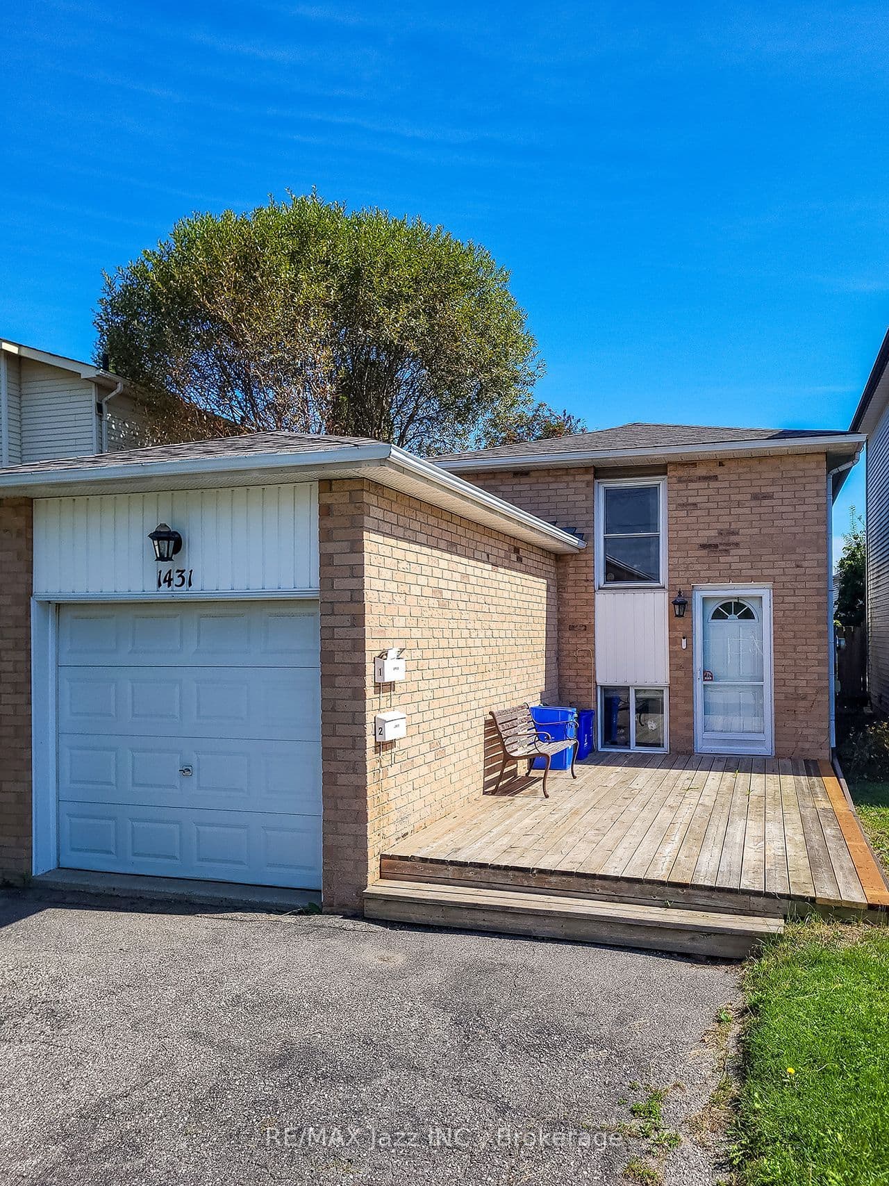 260 Lakeview Park Avenue photo 1
